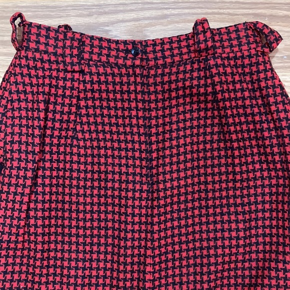 Pino for Candore, Size 10 Red/Black Jacquard Plaid 30% Wool 70% Rayon. Excellent - Picture 11 of 14